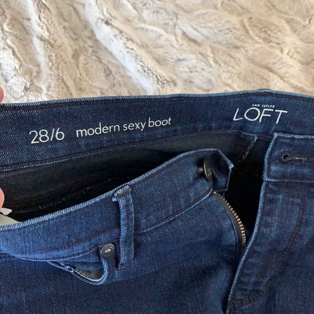 LOFT Modern Sexy Boot Size 6